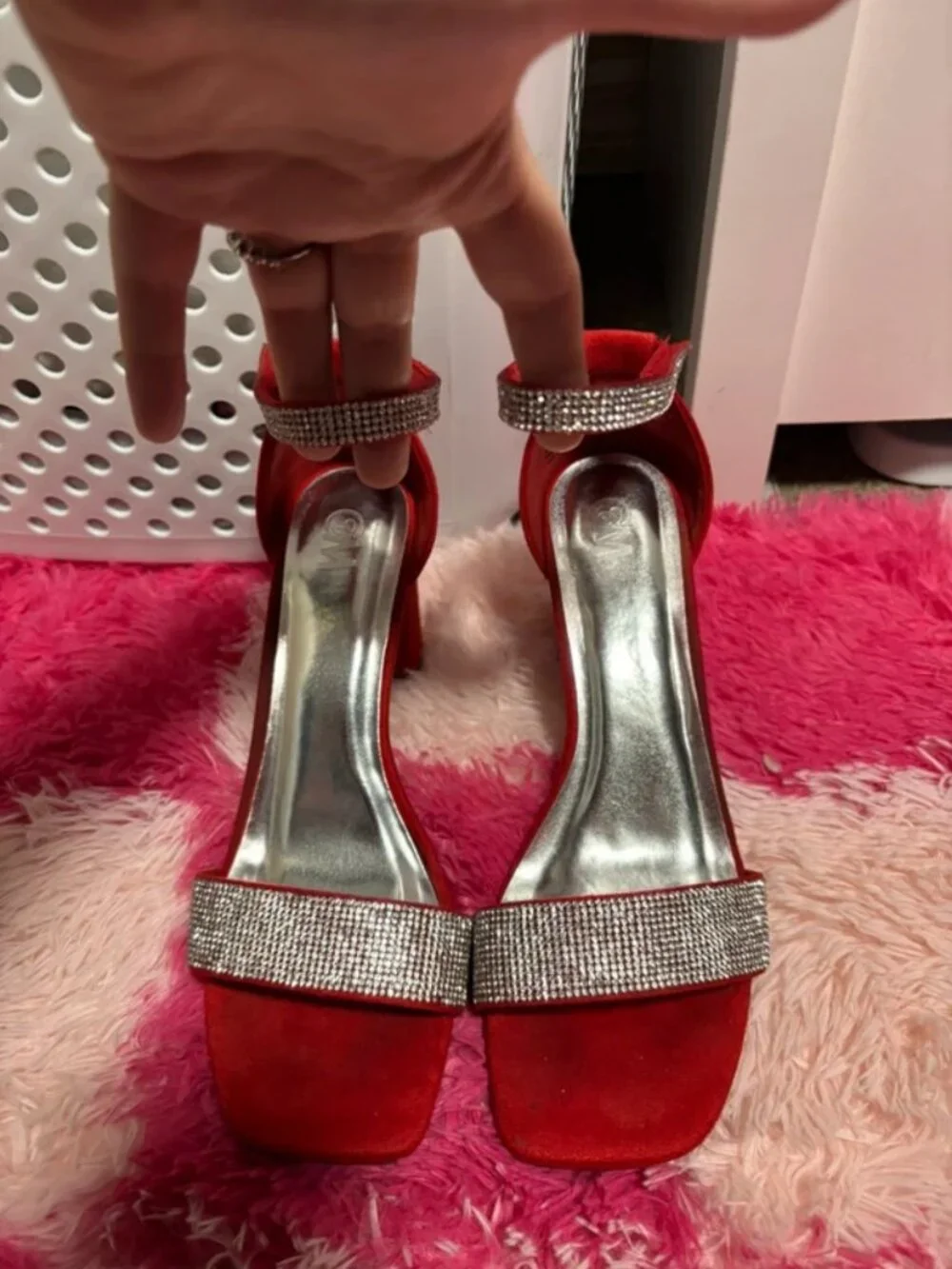 8 1/2 red glitter heels.